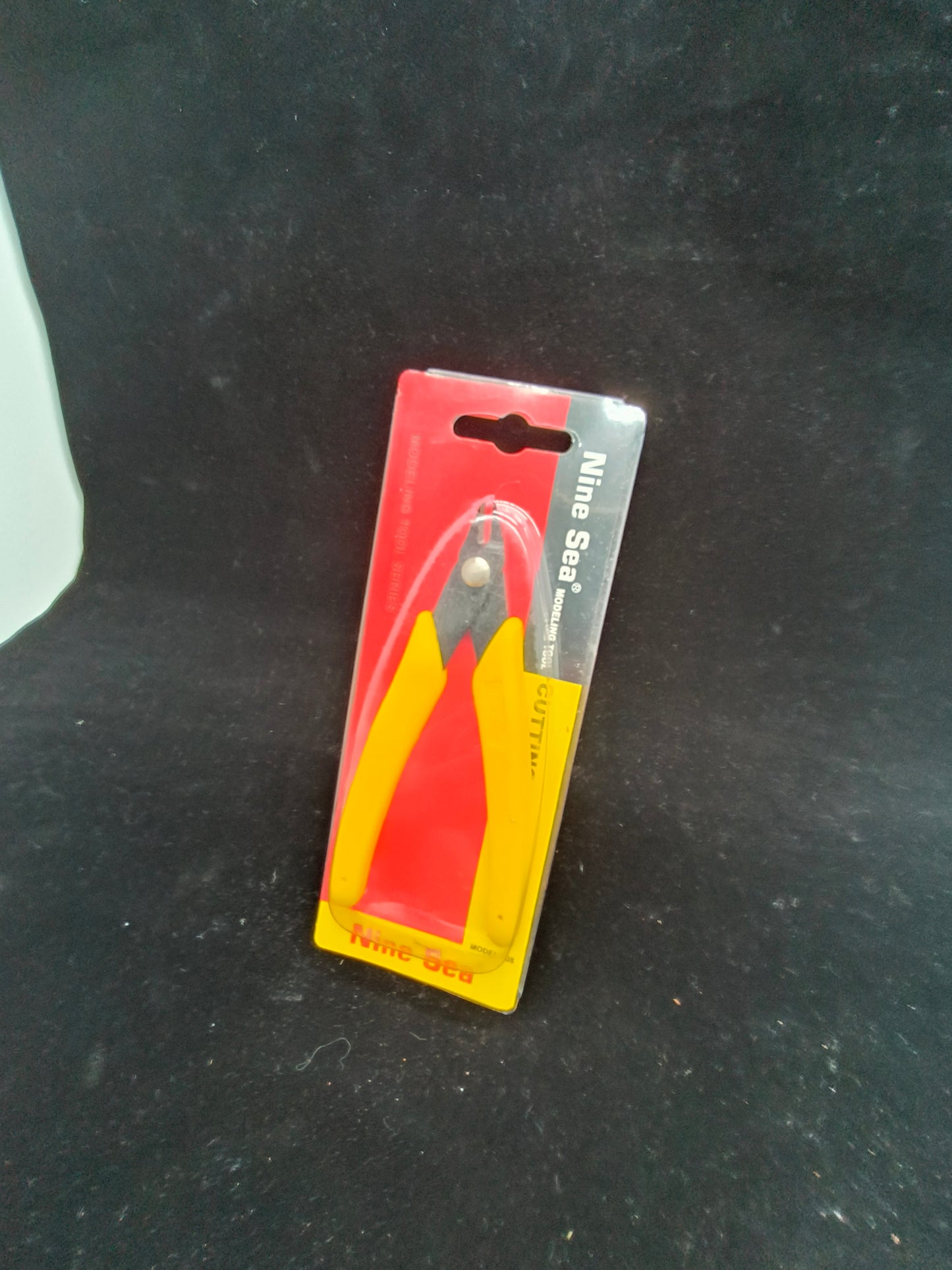 Budget Nippers (NineSea)